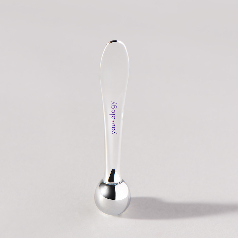 YOUNIQUE eye cream applicator